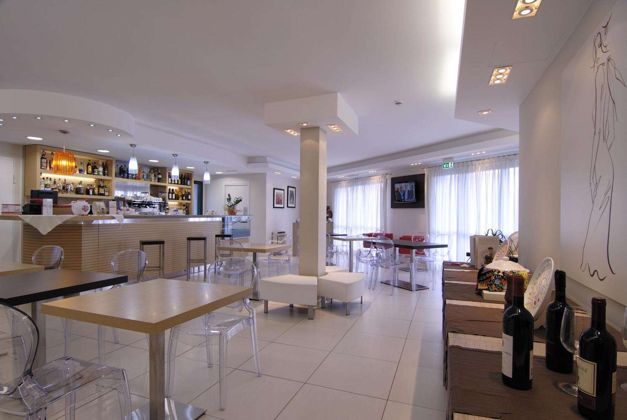 Hotel Ambrosio La Corte Olbia Exterior foto